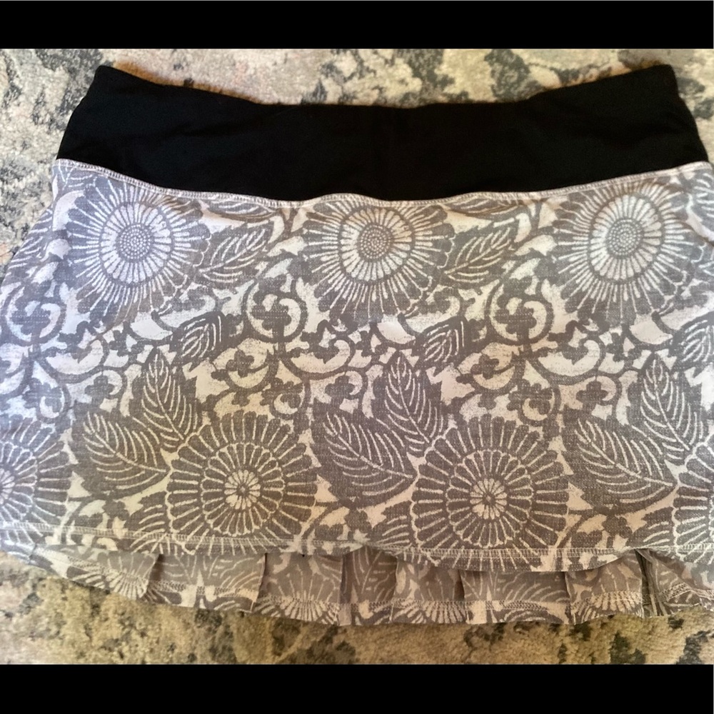 Lululemon Pace Setter Skirt